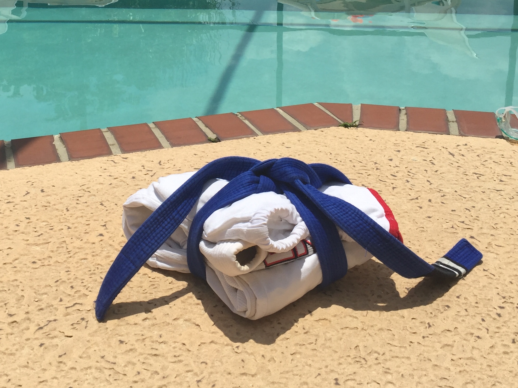 how to fold a gi